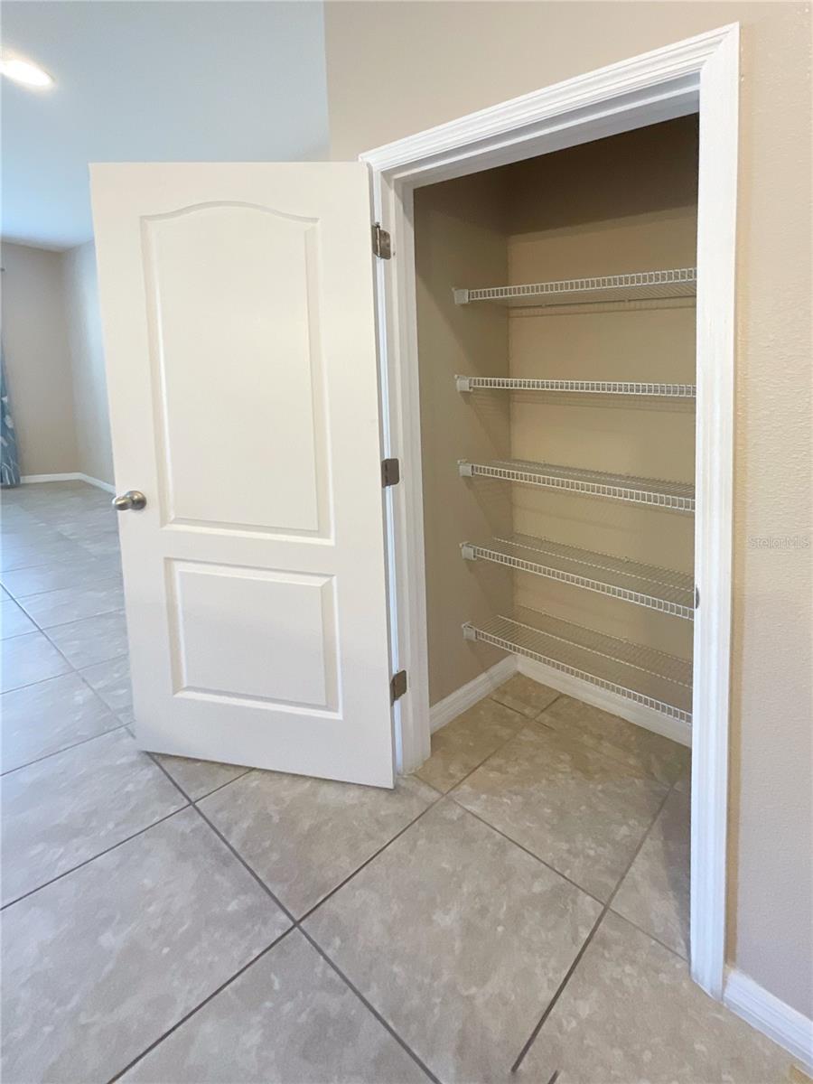 Image 7 of 41 For 1611 Mohegan Boulevard