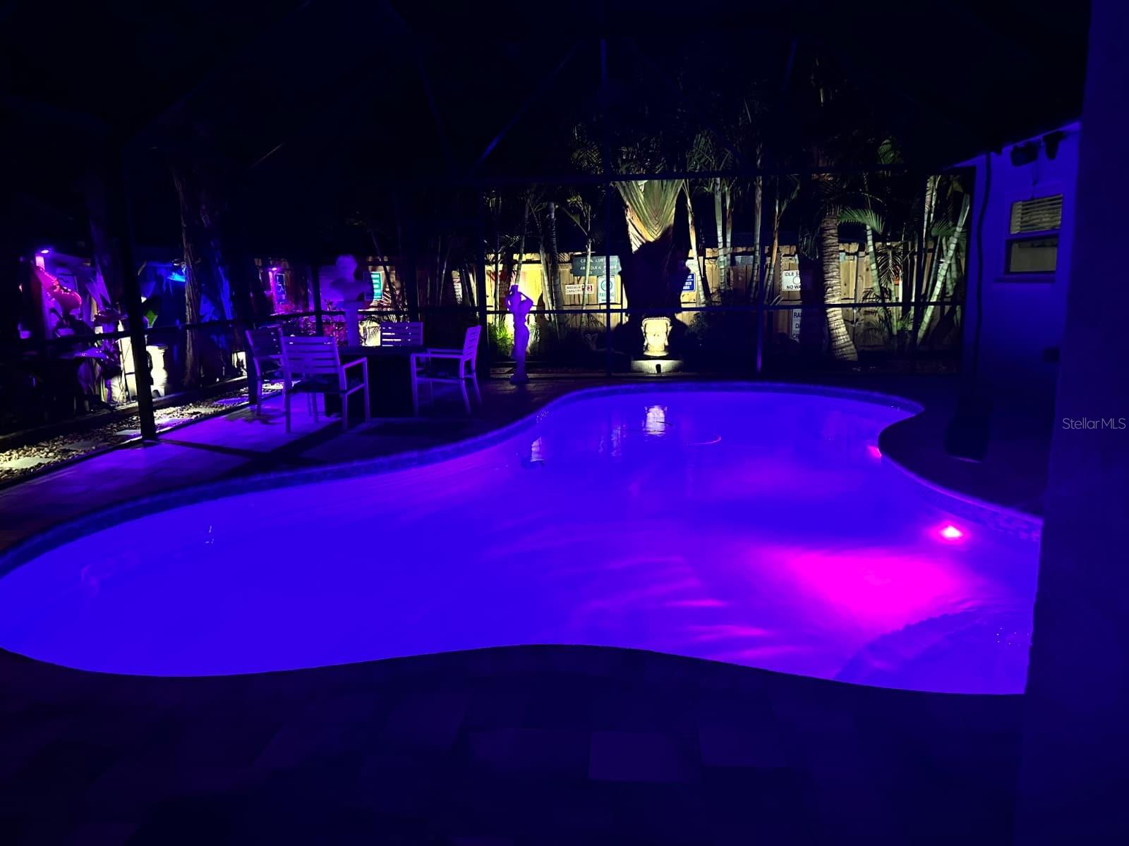 Listing photo id 62 for 3201 45th Street N