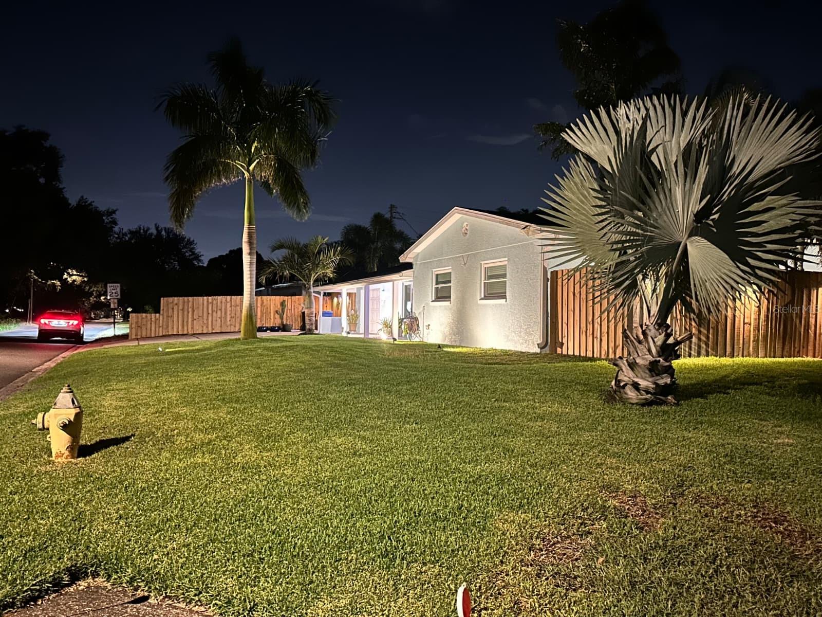 Listing photo id 65 for 3201 45th Street N