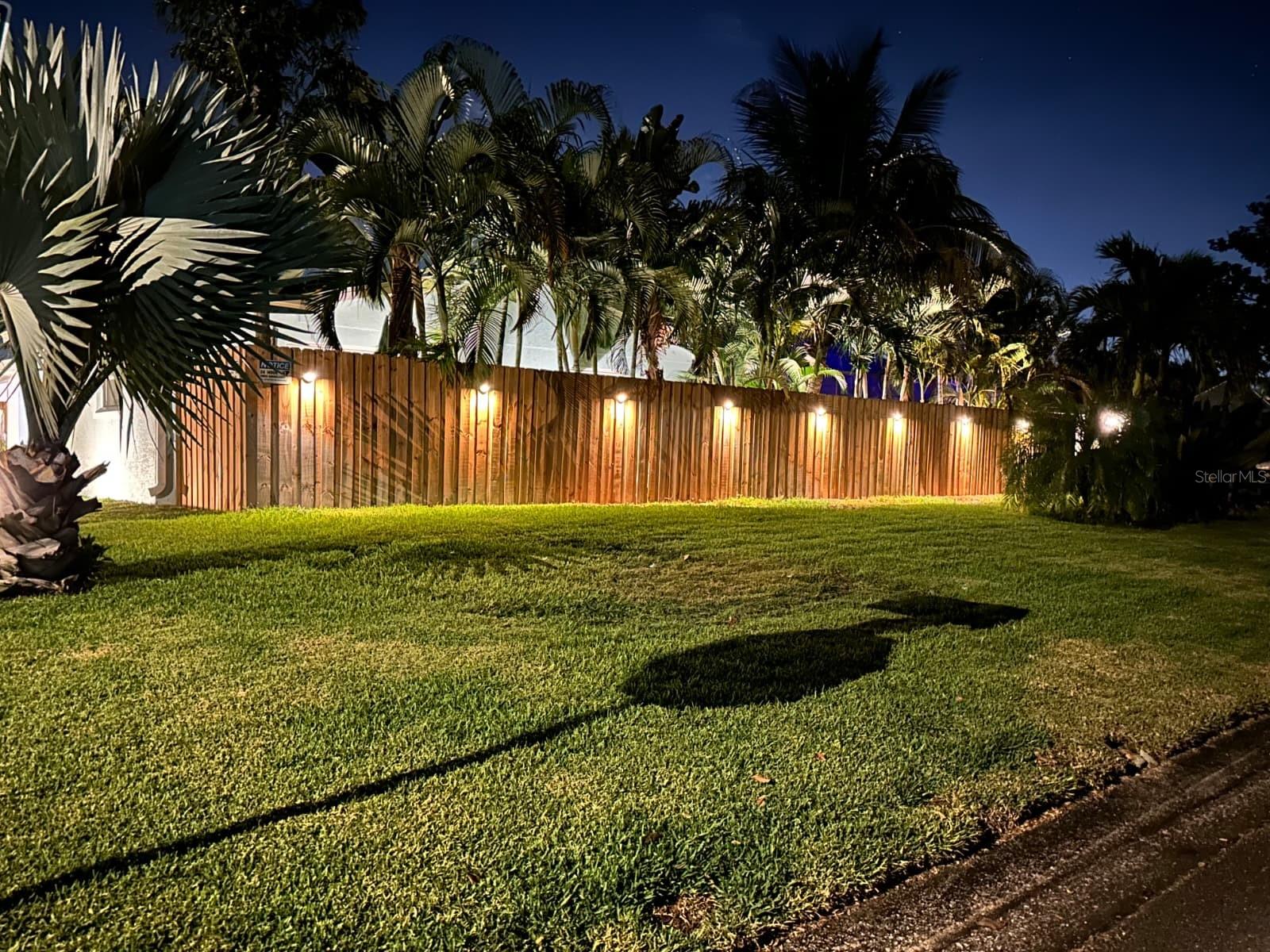 Listing photo id 66 for 3201 45th Street N