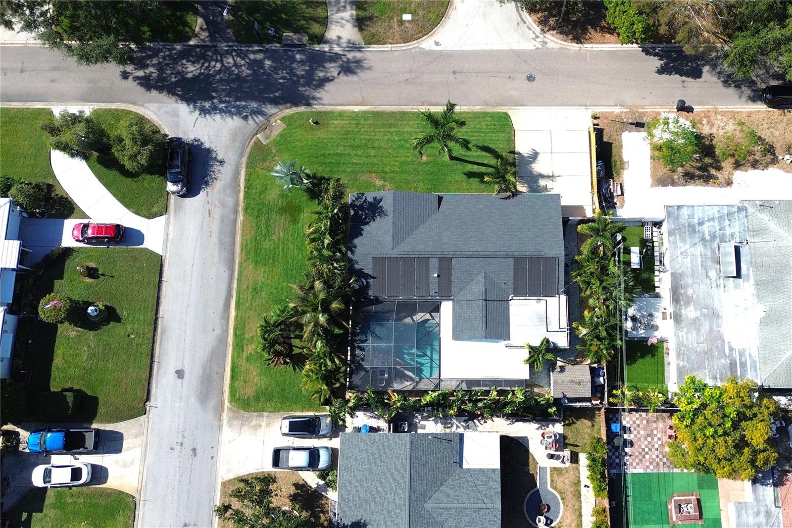 Listing photo id 68 for 3201 45th Street N