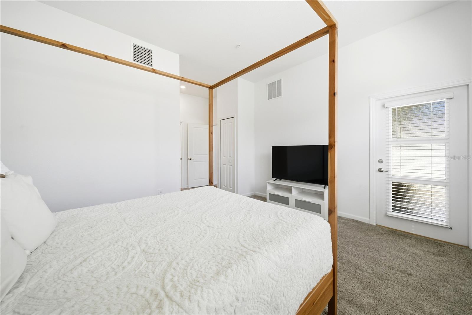 Image 26 of 35 For 8871 Cabot Cliffs Drive 102