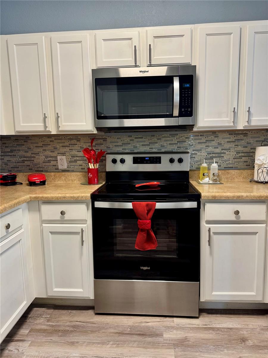 Image 2 of 19 For 3175 Feltrim Place 402