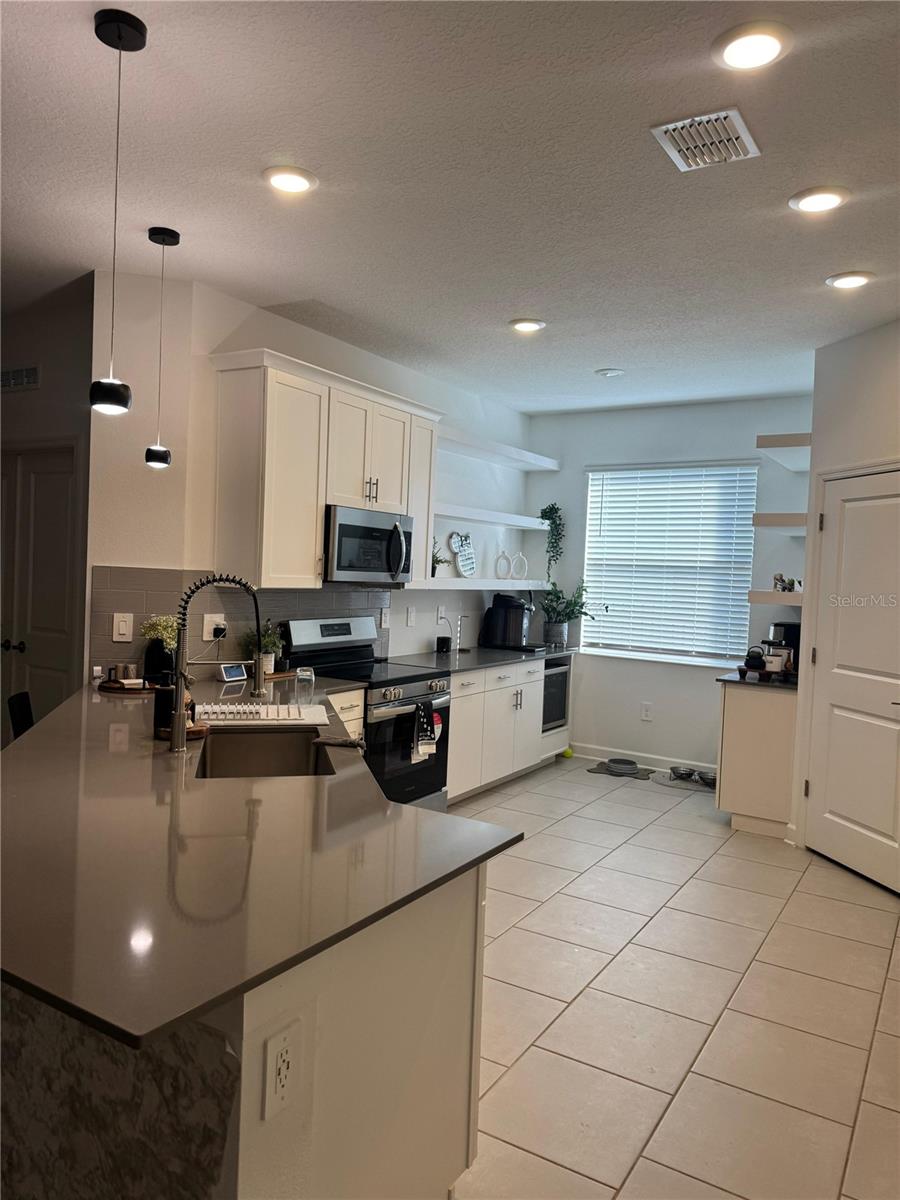 Image 5 of 20 For 4374 Eastminster Rd Eastminster Rd