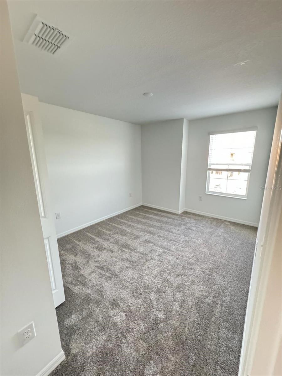 Image 12 of 27 For 724 Reggie Road