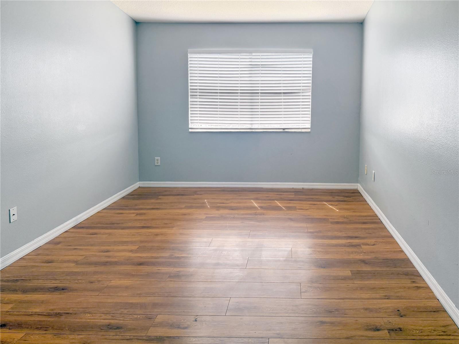 Image 8 of 21 For 515 Orchid Drive A