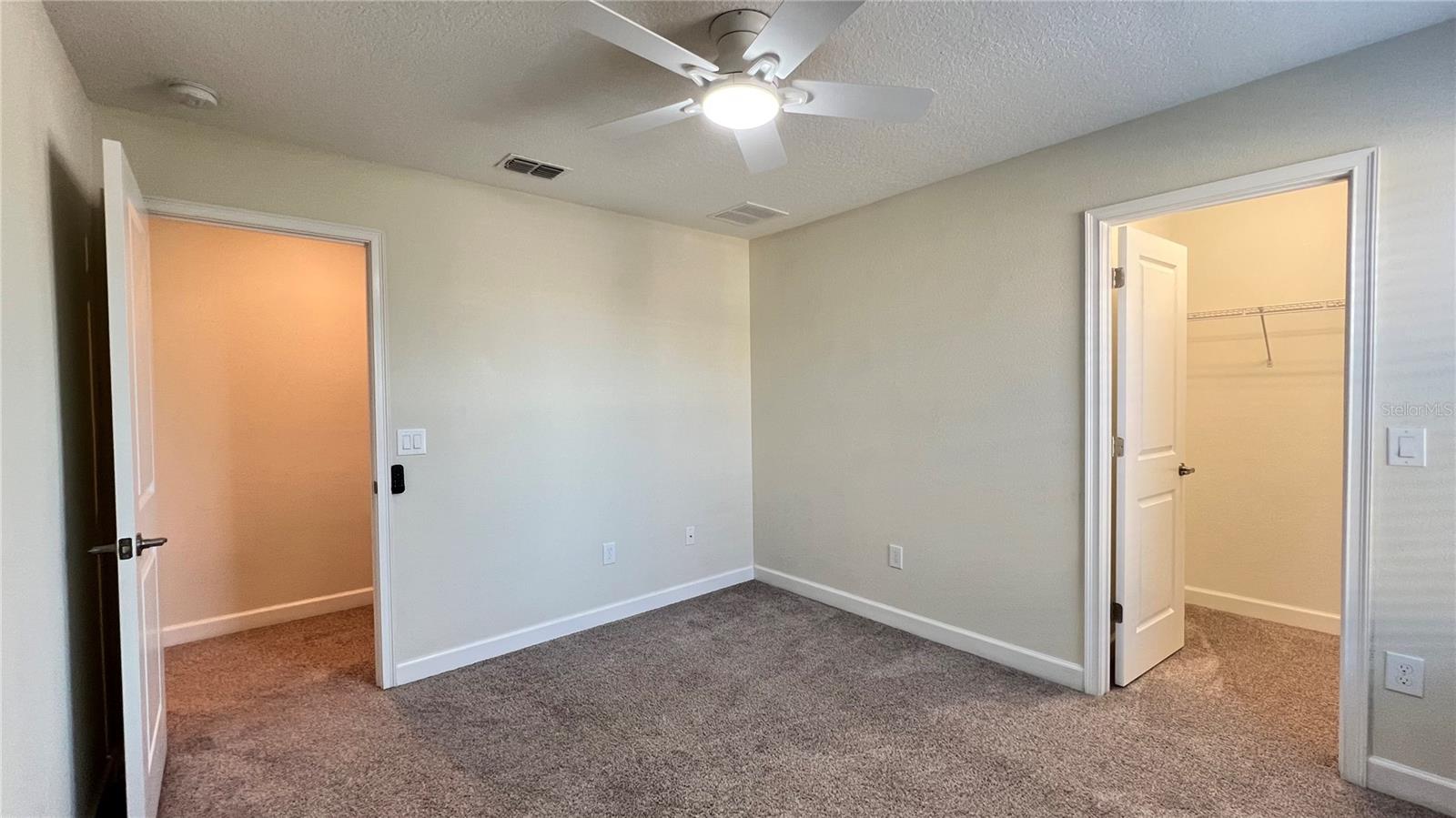 Image 10 of 49 For 15079 Evergreen Oak Loop