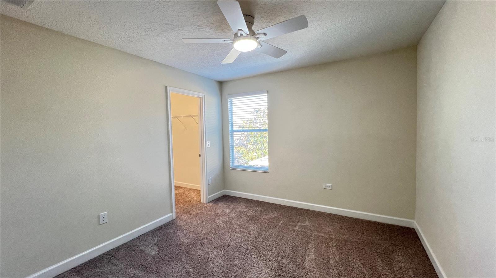 Image 11 of 49 For 15079 Evergreen Oak Loop