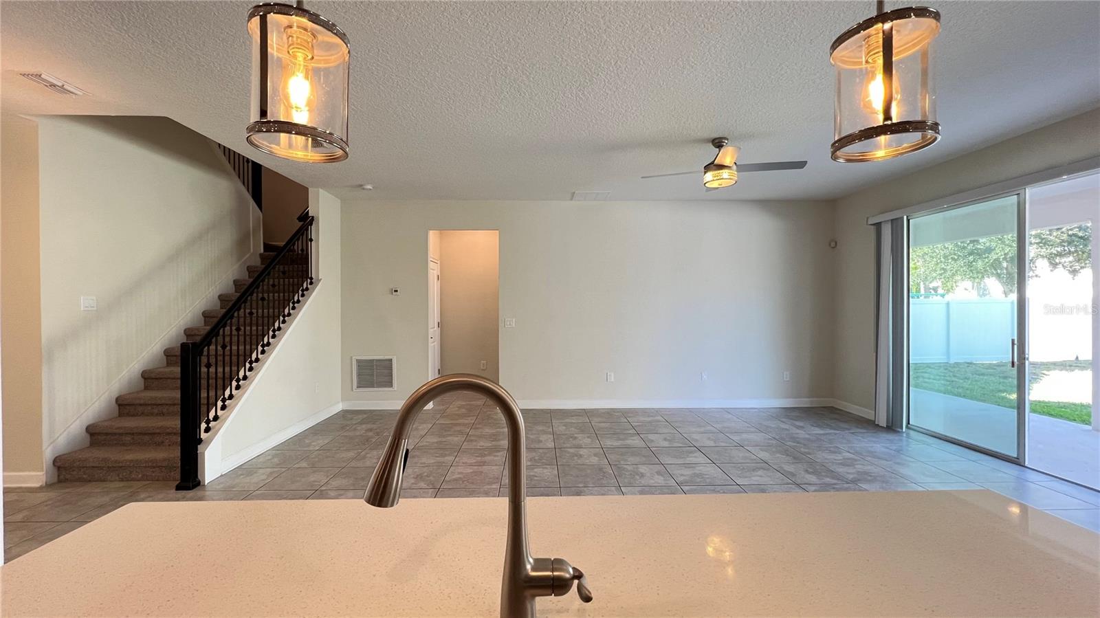 Image 32 of 49 For 15079 Evergreen Oak Loop