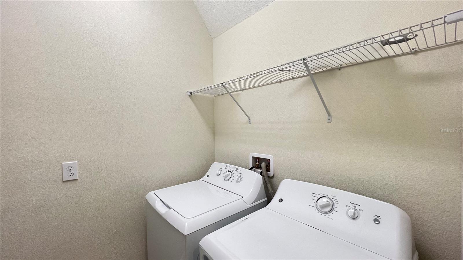 Image 43 of 49 For 15079 Evergreen Oak Loop