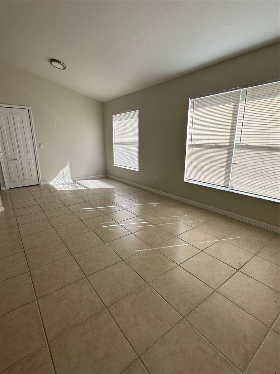 Image 14 of 22 For 2112 Mallard Creek Circle