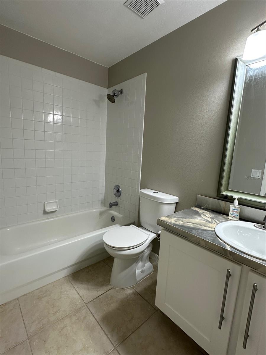 Image 20 of 22 For 2112 Mallard Creek Circle