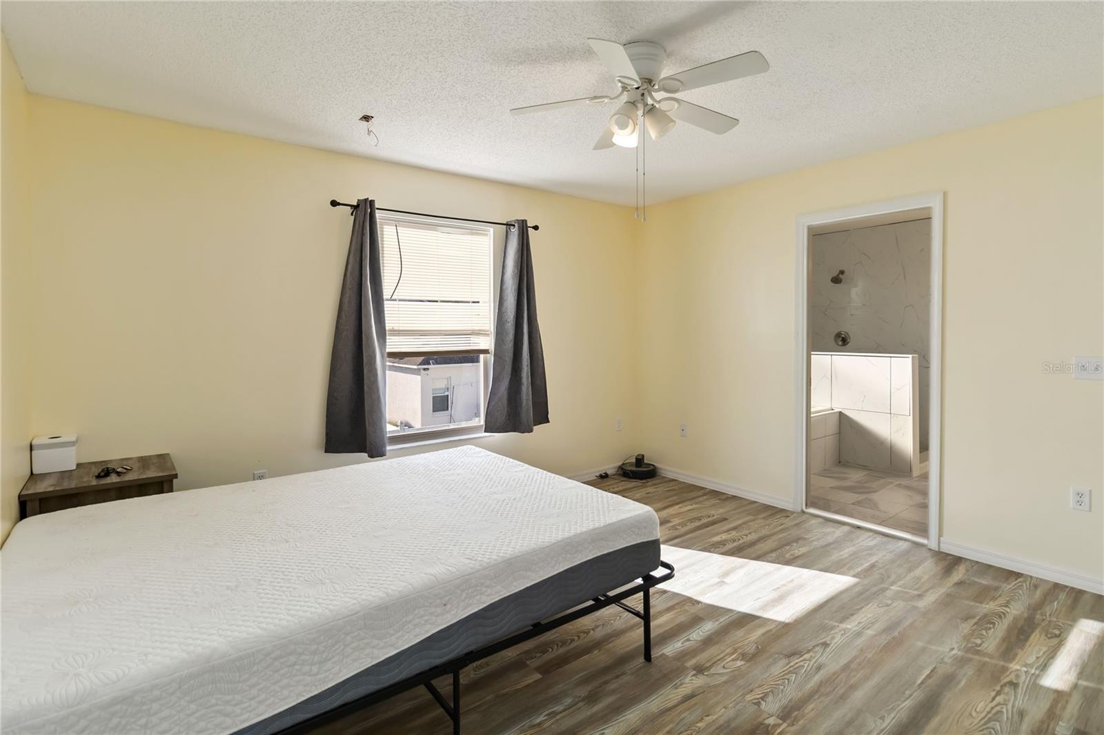 Image 17 of 30 For 129 Mediterranean Court