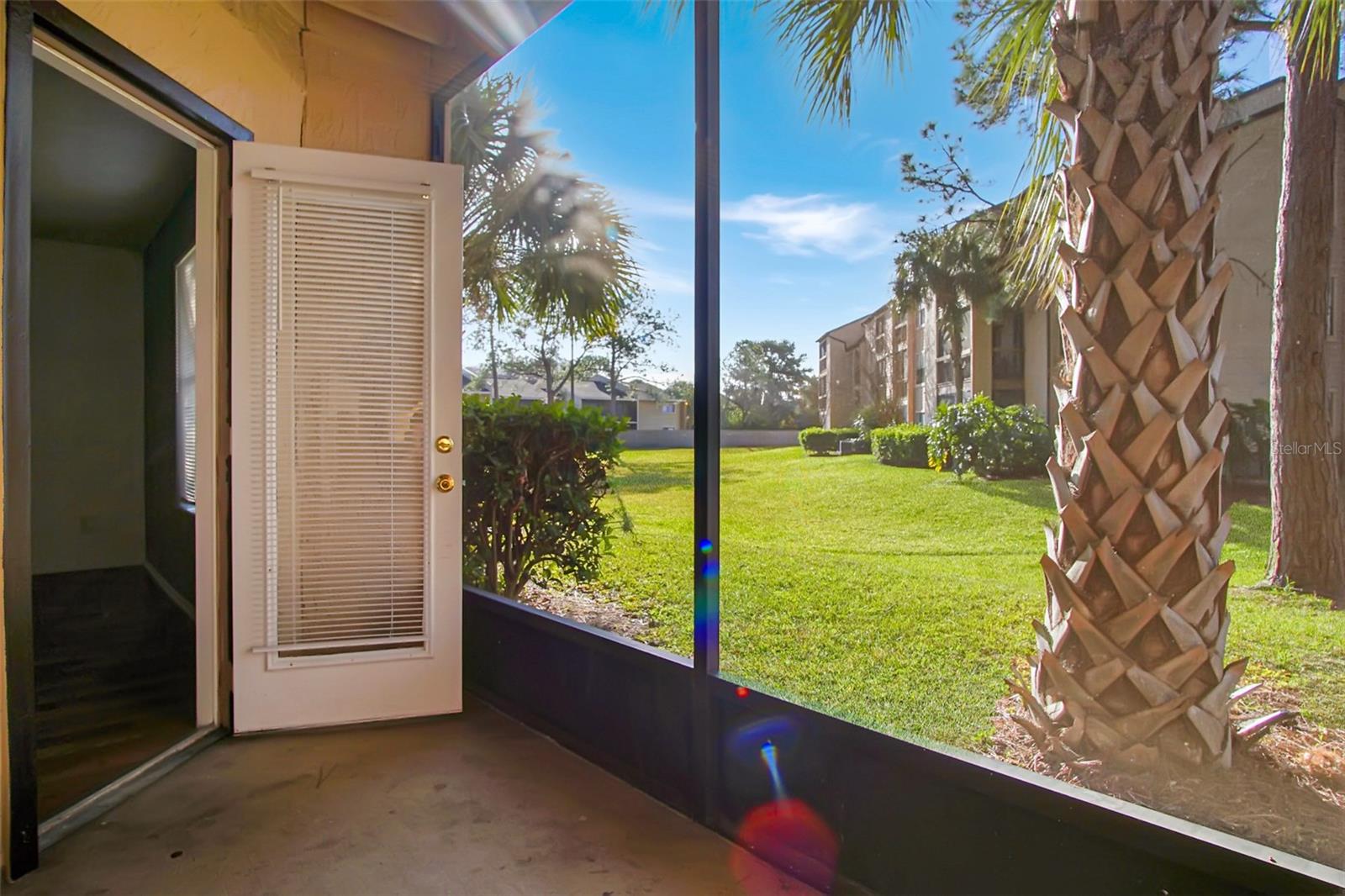 Image 12 of 17 For 2202 Cascades Boulevard 104