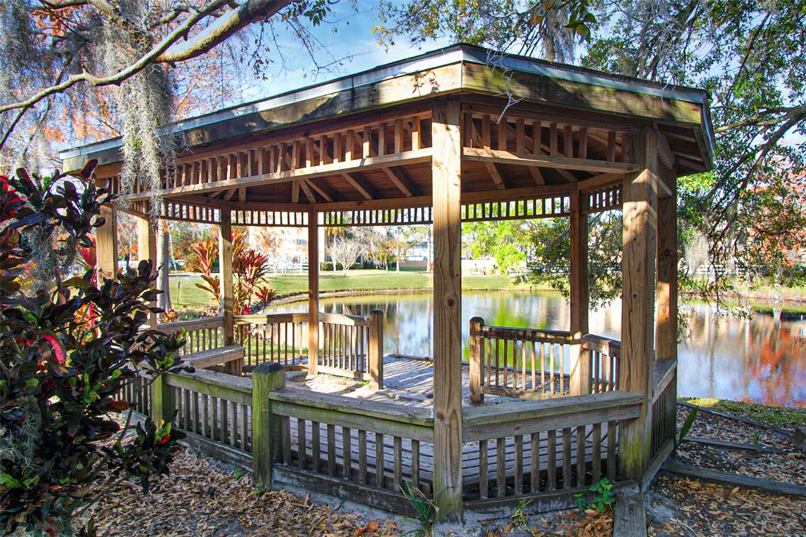 Image 14 of 17 For 2202 Cascades Boulevard 104