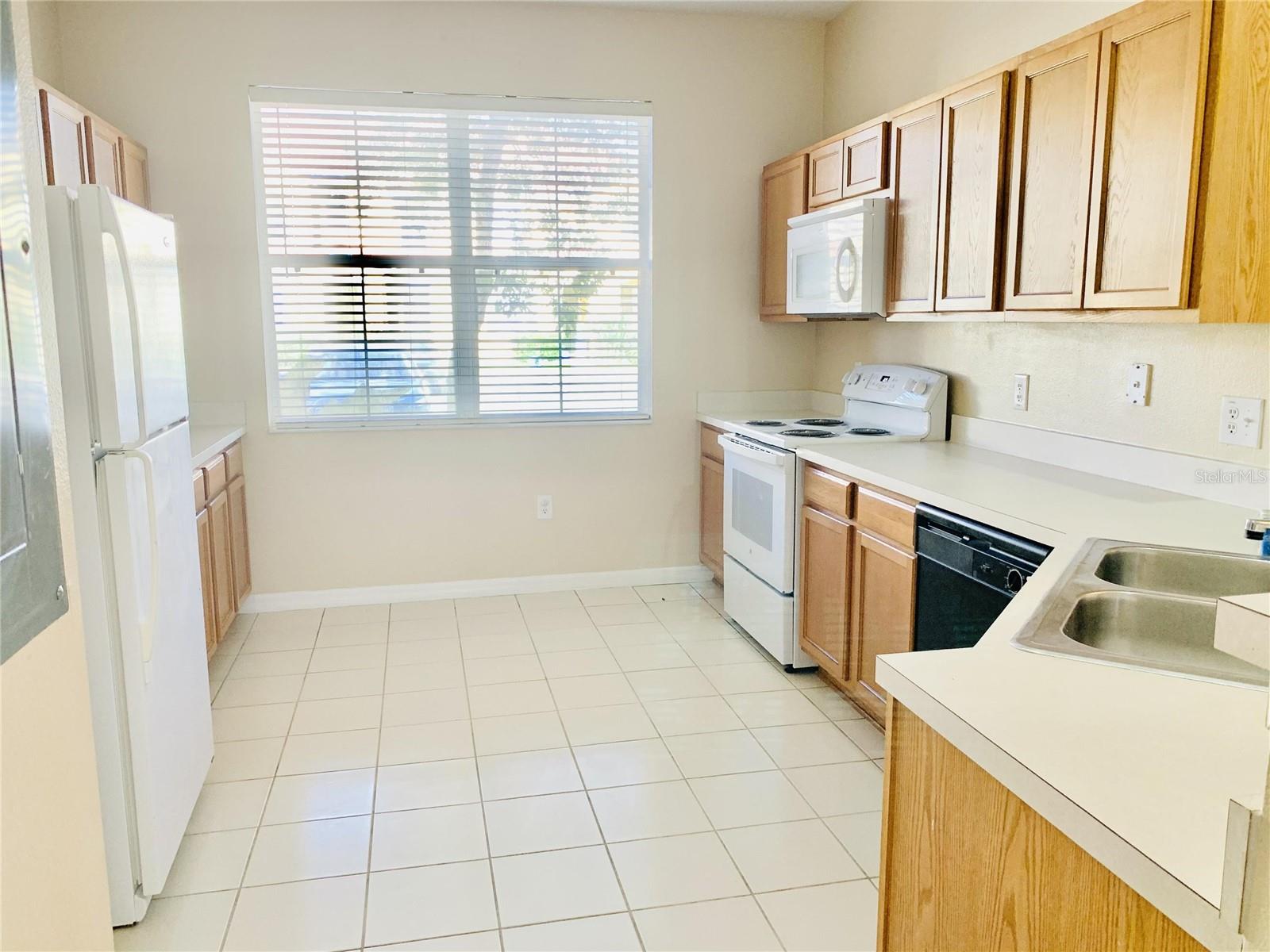 Image 5 of 21 For 7604 Acklins Road 7604