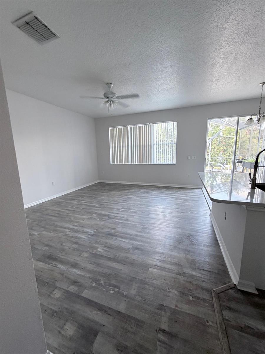 Image 10 of 25 For 174 Sand Ridge Drive