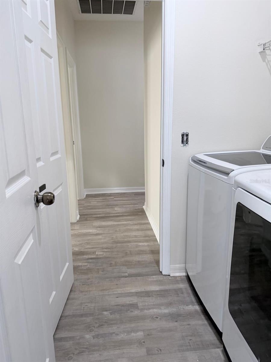 Image 20 of 25 For 174 Sand Ridge Drive