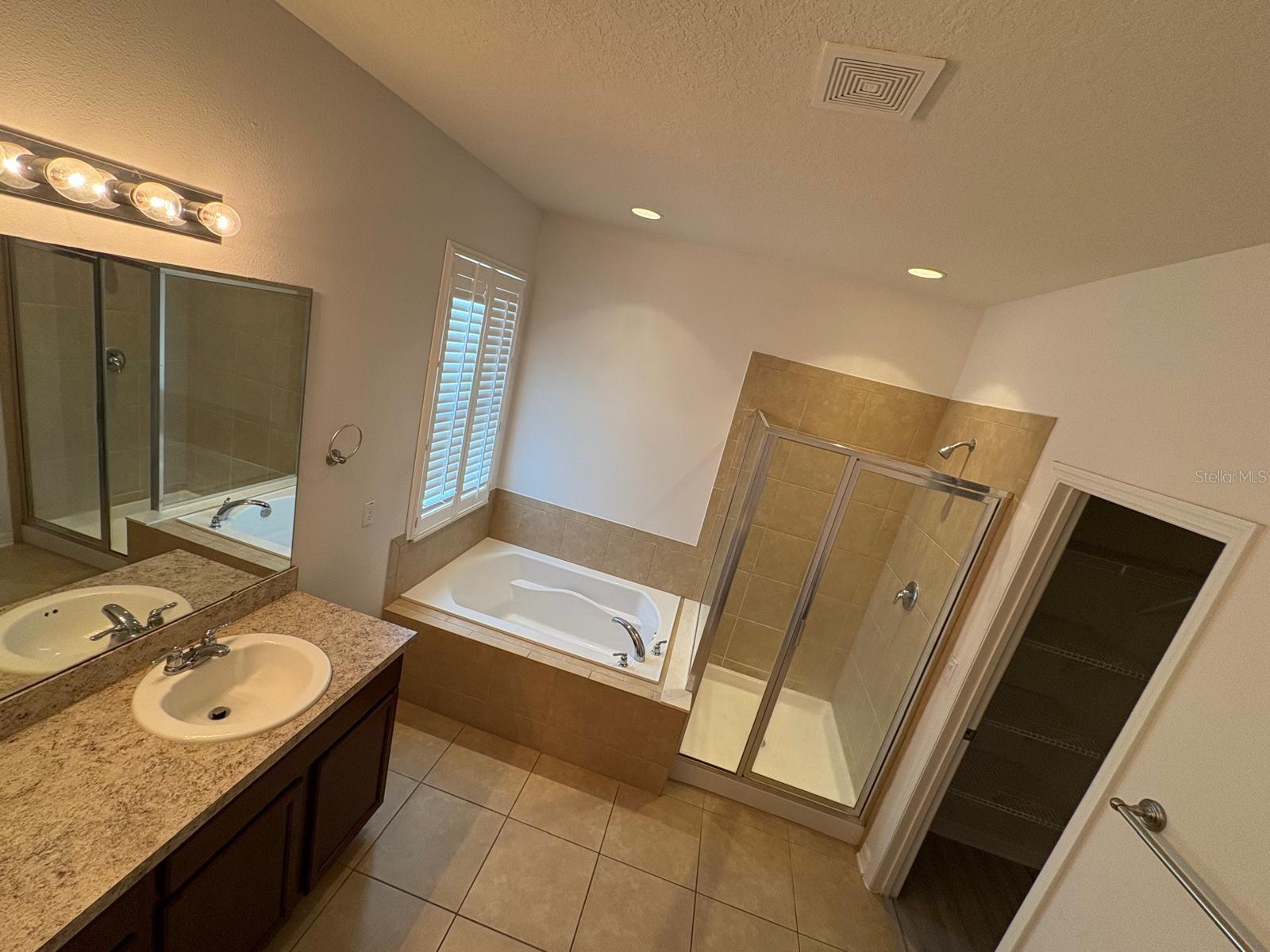 Image 11 of 15 For 3947 Wind Dancer Circle