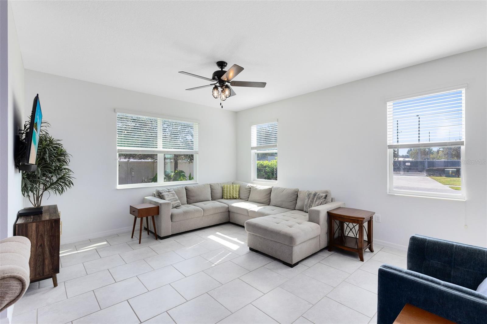 Image 6 of 36 For 1889 Shumard Avenue