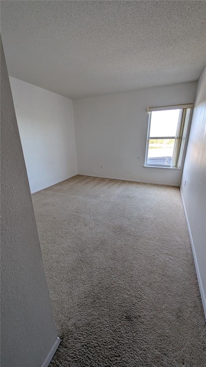 Image 16 of 42 For 840 Lake Biscayne Way