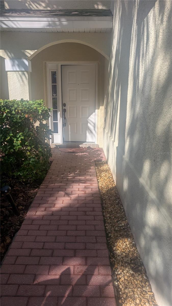 Image 39 of 42 For 840 Lake Biscayne Way