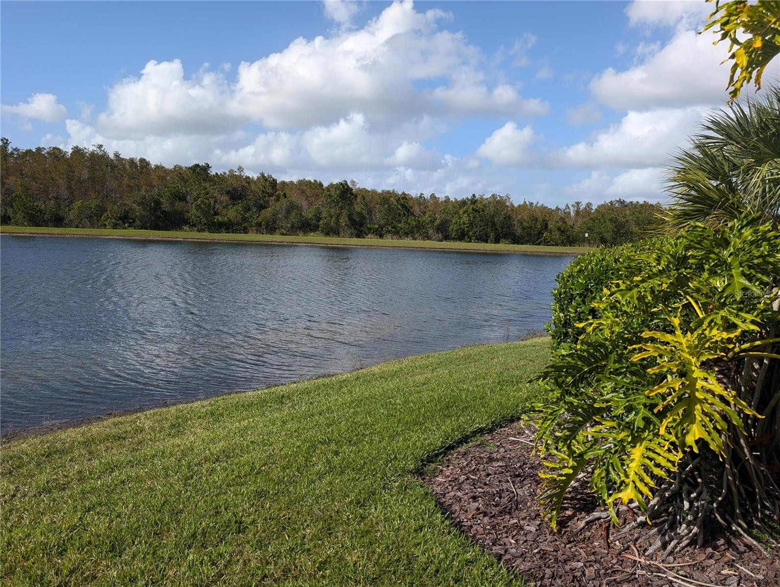 Image 4 of 8 For 840 Lake Biscayne Way