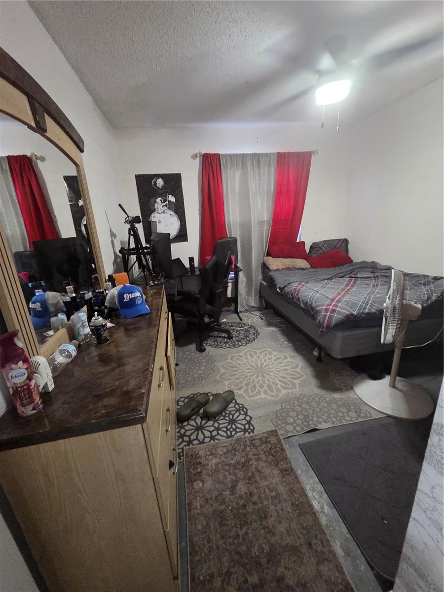 Image 14 of 30 For 101 Cedarwood Circle