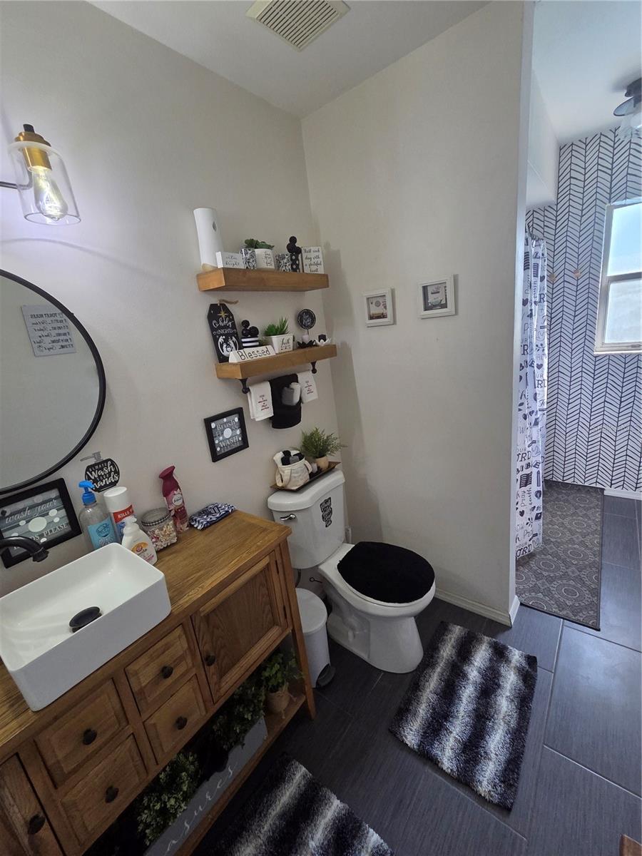 Image 16 of 30 For 101 Cedarwood Circle