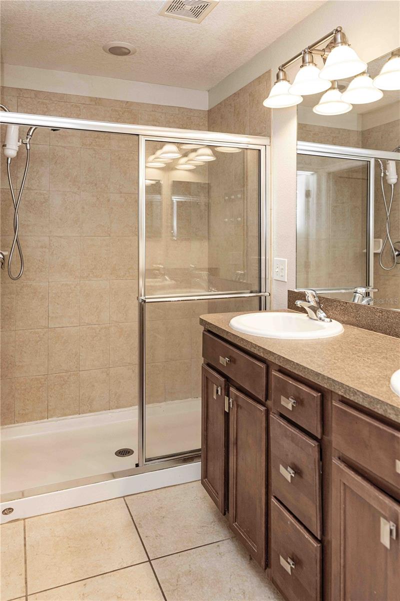 Image 15 of 26 For 3039 Rodrick Circle