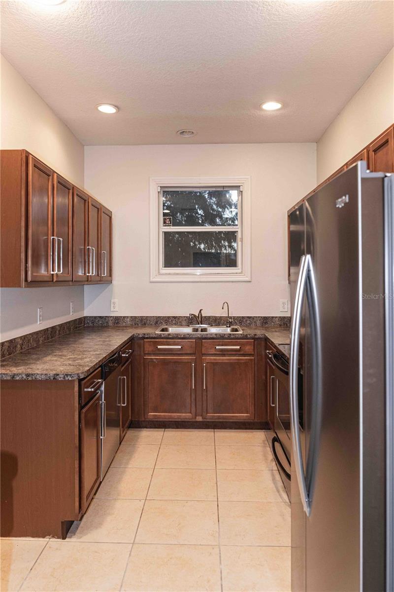 Image 5 of 26 For 3039 Rodrick Circle