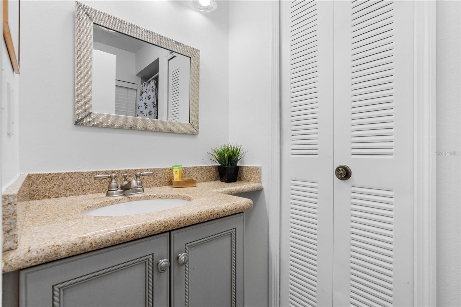 Image 11 of 43 For 3191 Sea World Court