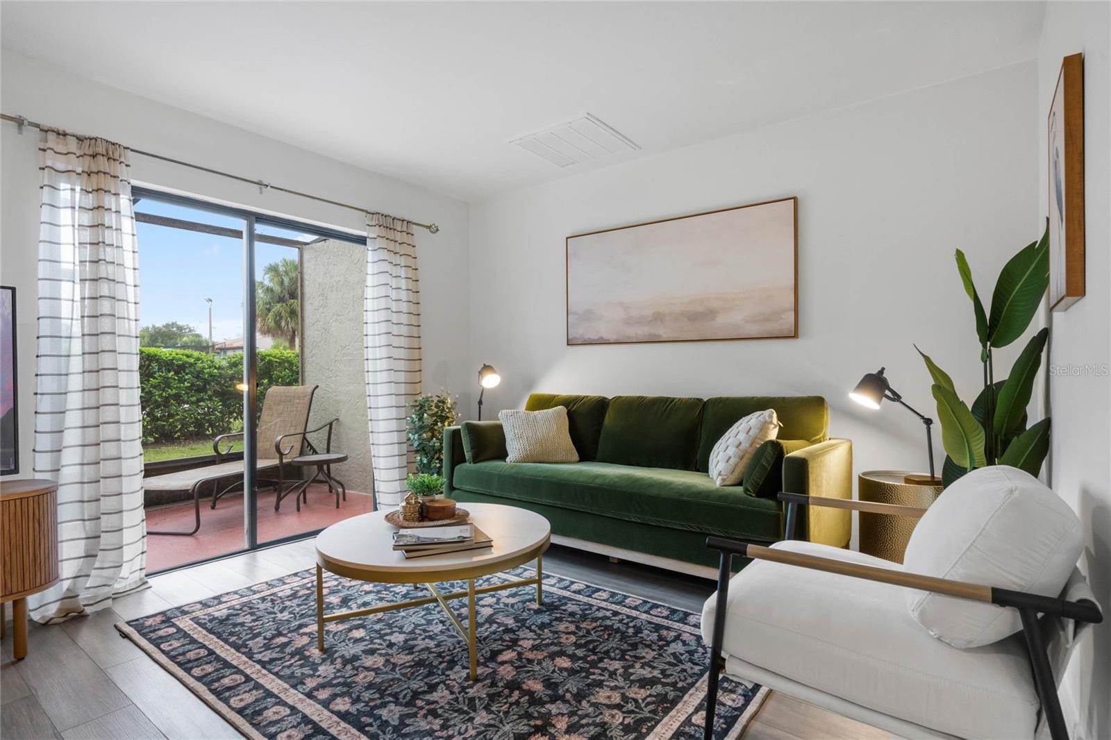 Image 16 of 43 For 3191 Sea World Court