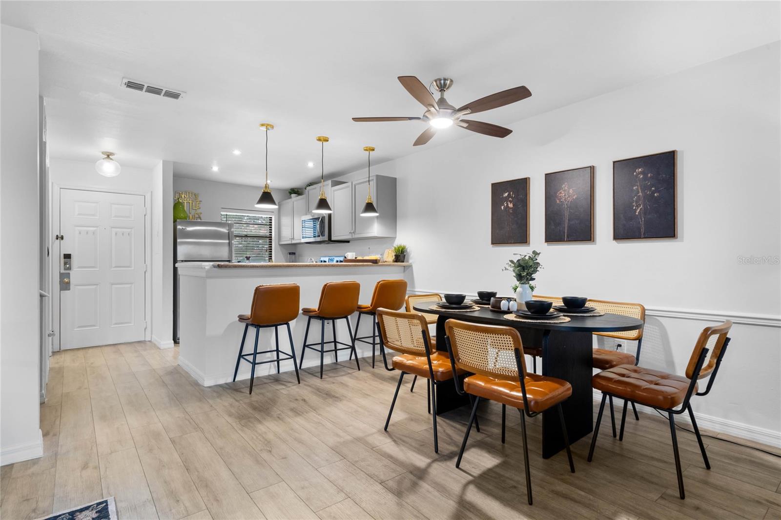 Image 25 of 43 For 3191 Sea World Court