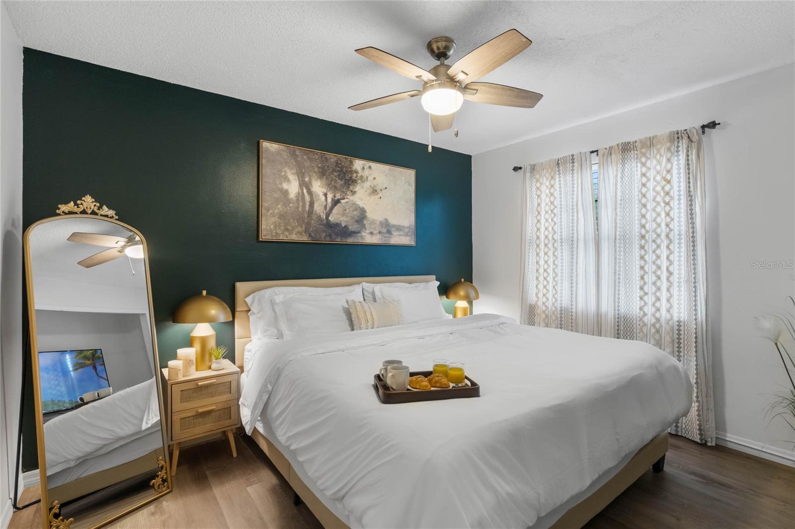 Image 27 of 43 For 3191 Sea World Court