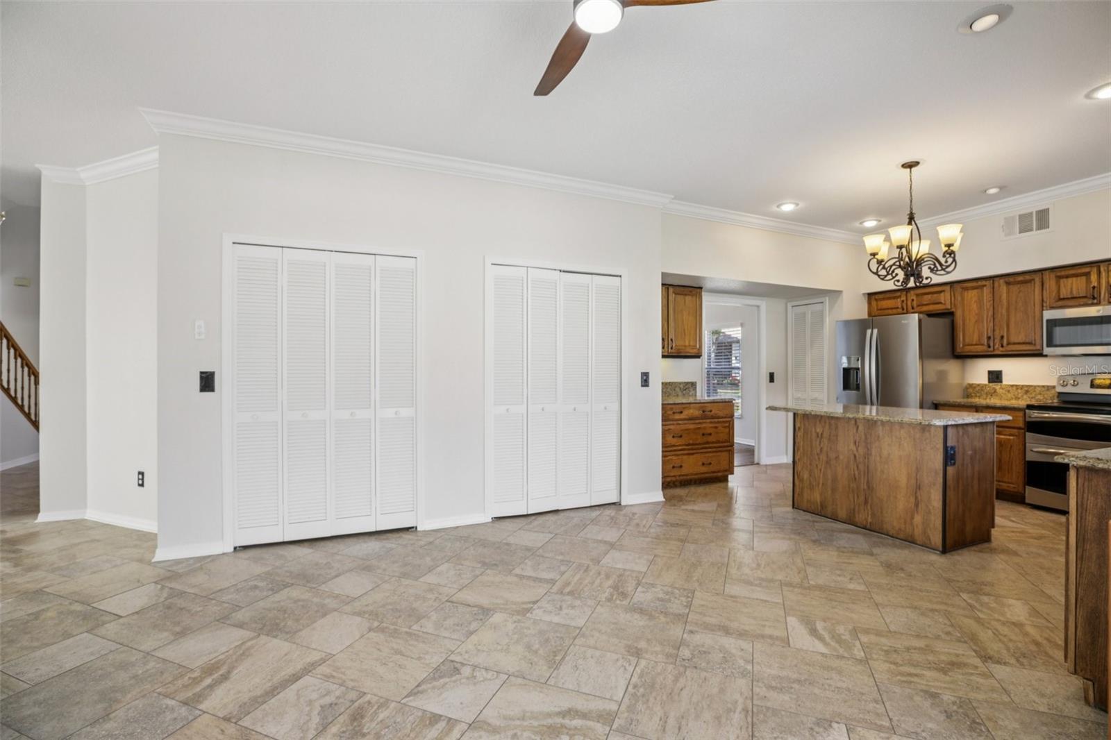 Image 25 of 58 For 14409 Stamford Circle