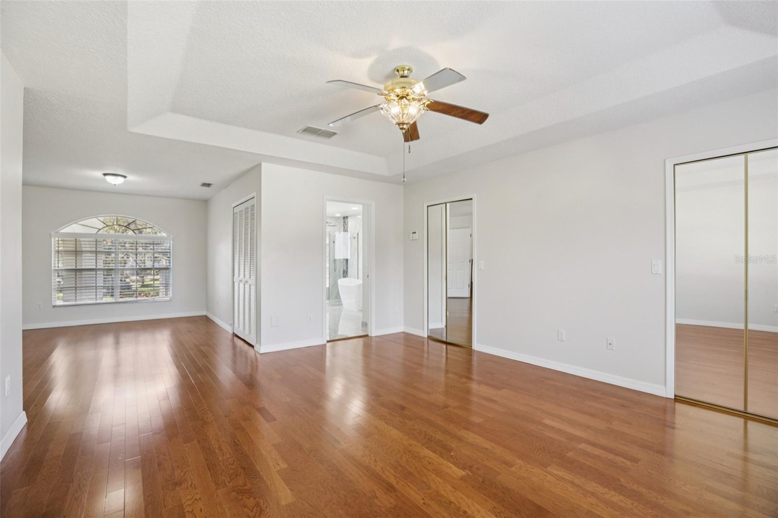 Image 37 of 58 For 14409 Stamford Circle