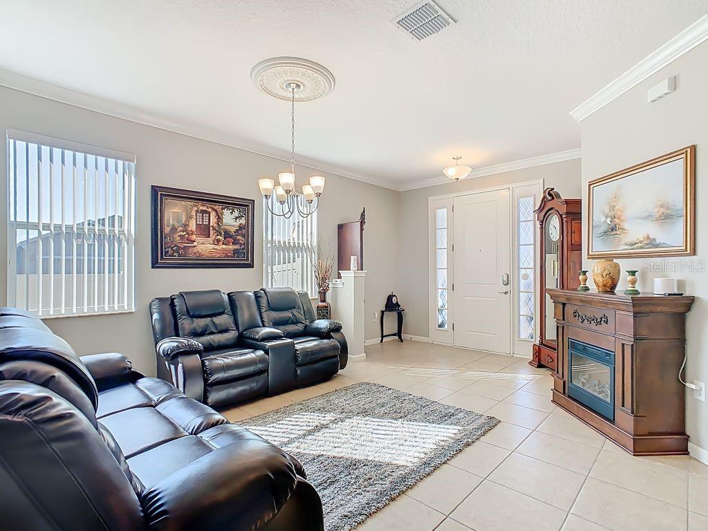 Image 6 of 44 For 200 Trinity Ridge Circle