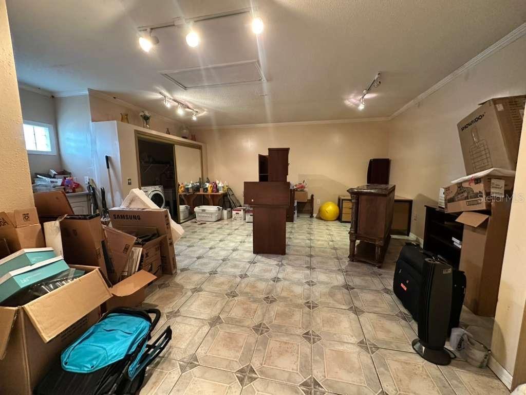 Image 18 of 27 For 607 Gaul Way