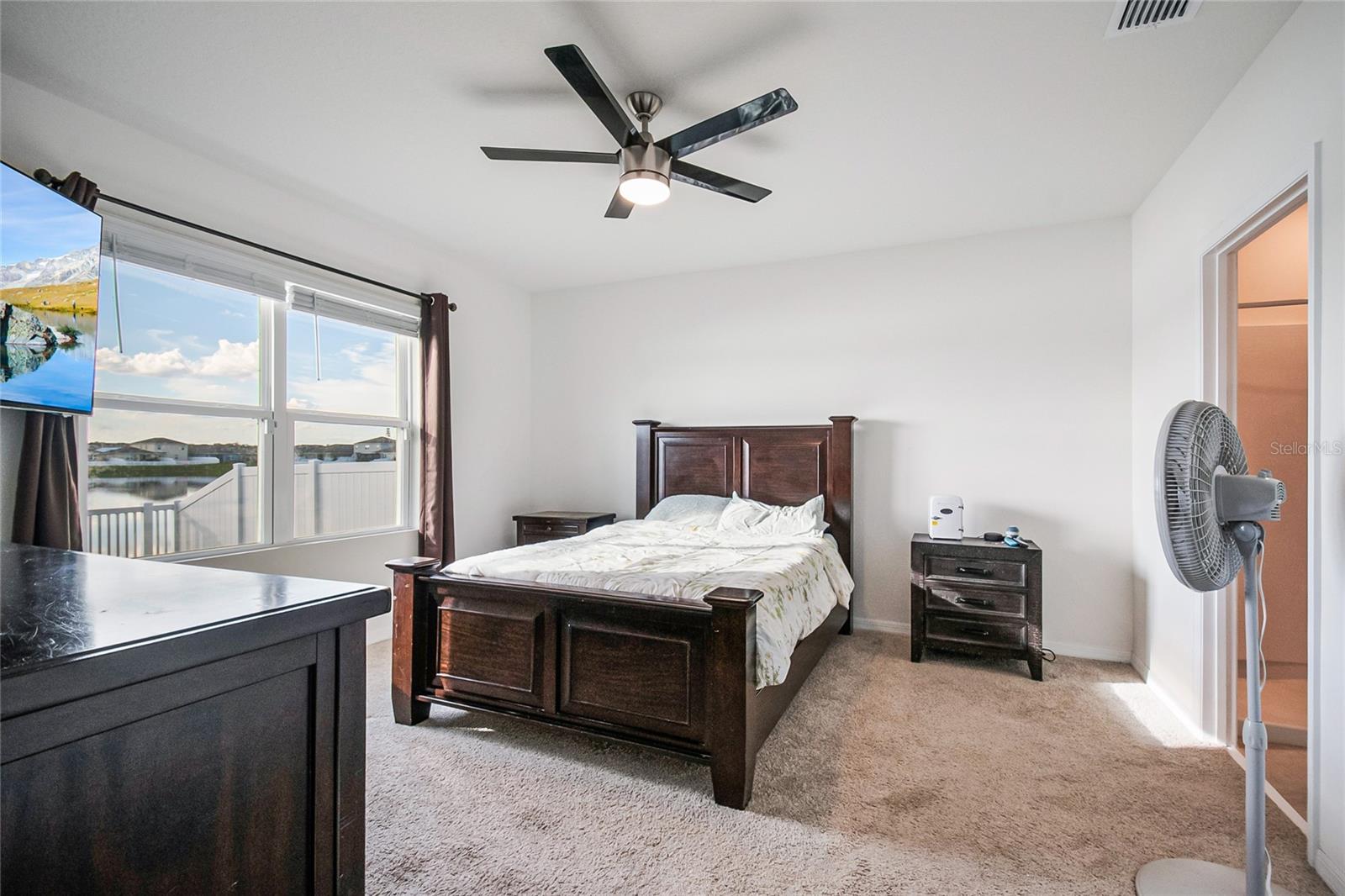 Image 22 of 37 For 1774 Walnut Creek Drive