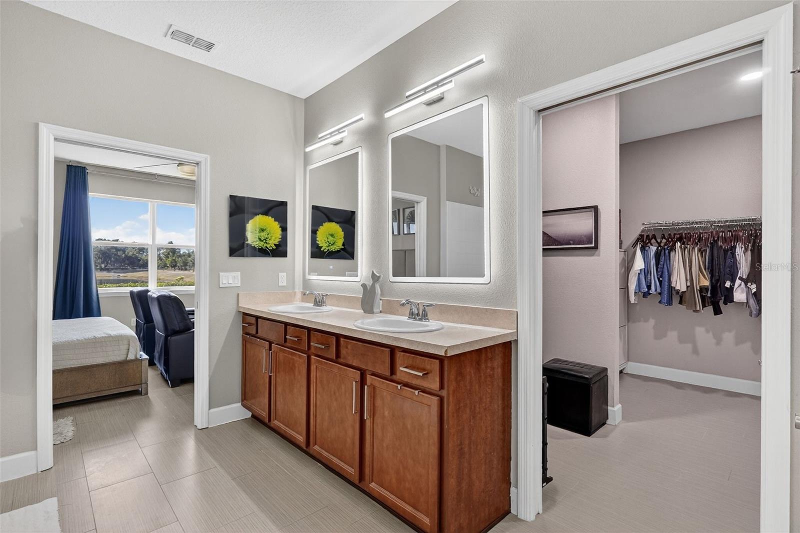 Image 52 of 100 For 2725 Matera Dr