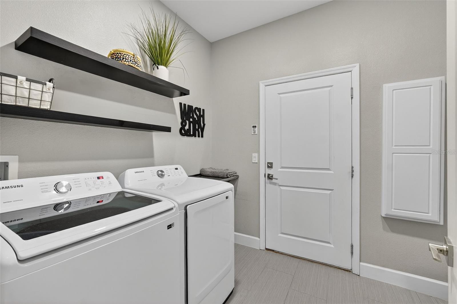 Image 72 of 100 For 2725 Matera Dr