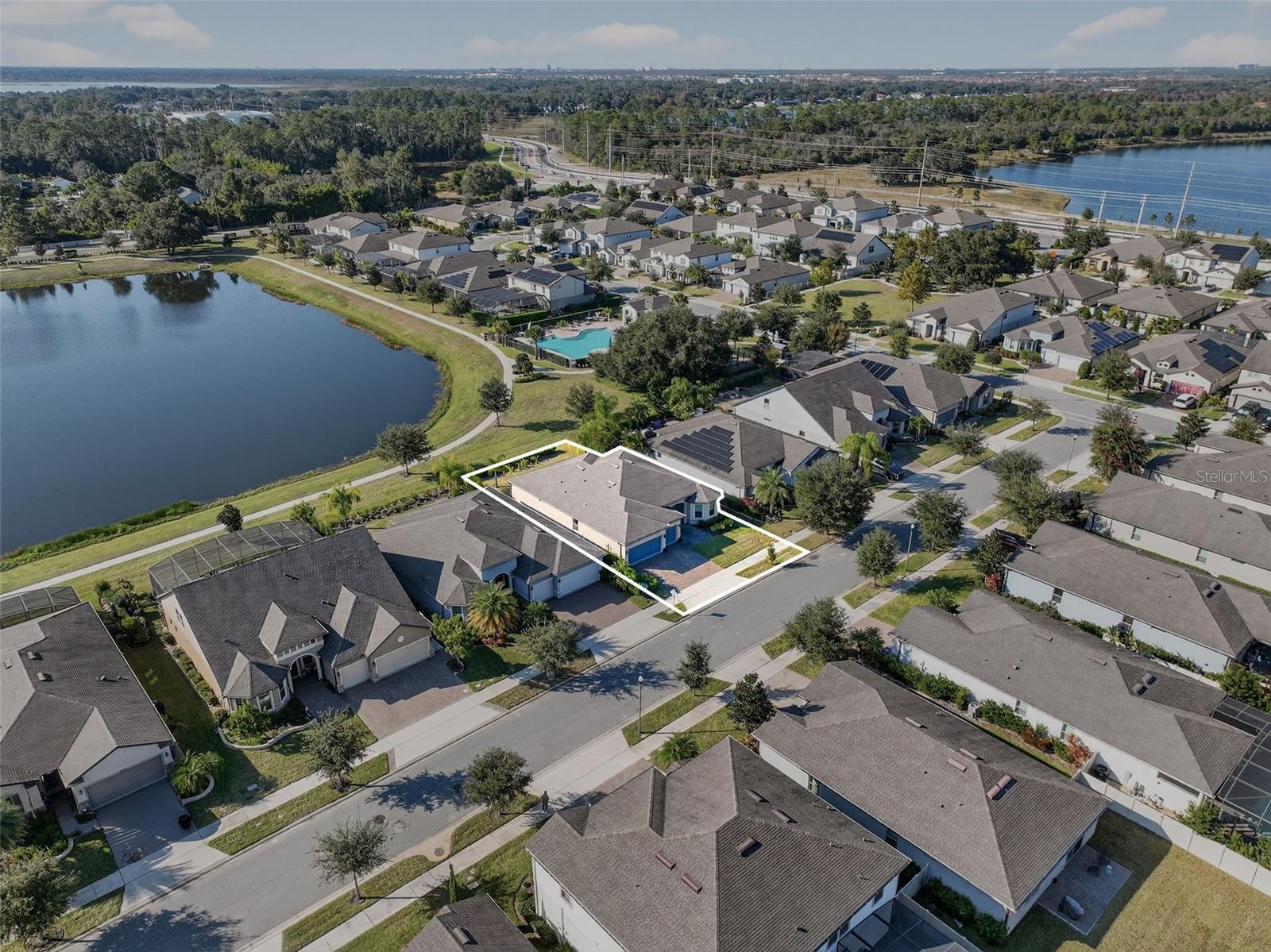 Image 93 of 100 For 2725 Matera Dr