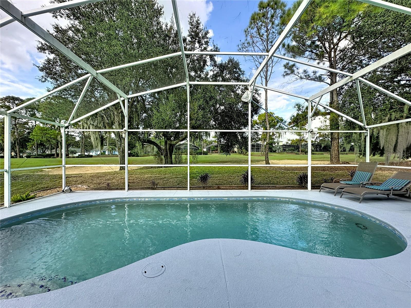 Image 18 of 67 For 1505 Gulf Vue Drive