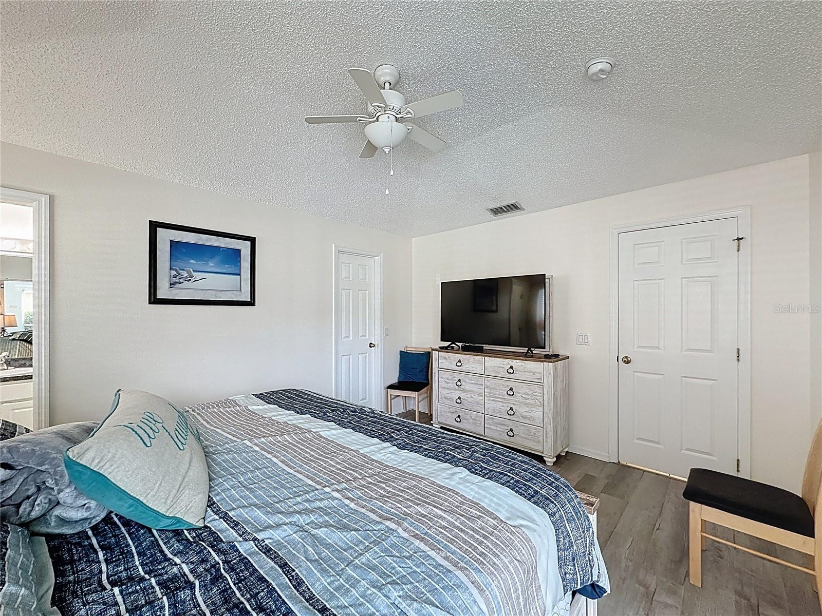 Image 25 of 67 For 1505 Gulf Vue Drive