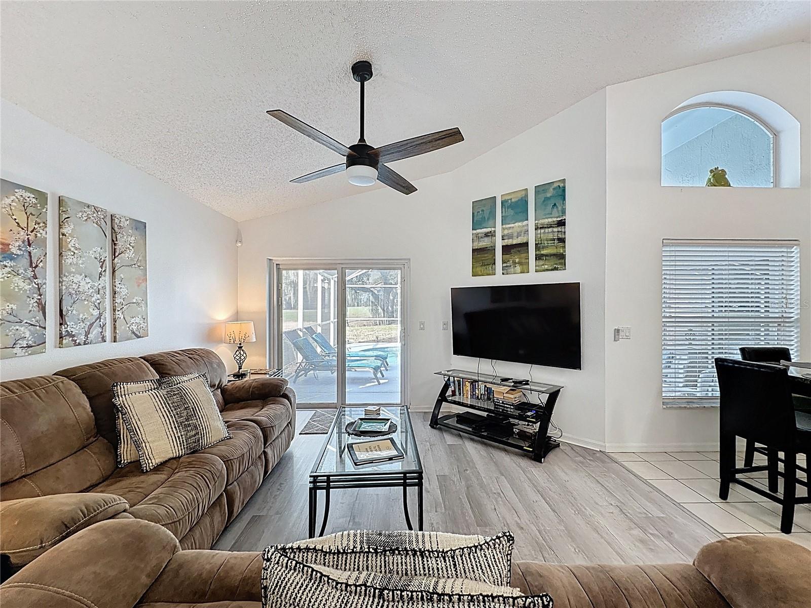 Image 8 of 67 For 1505 Gulf Vue Drive