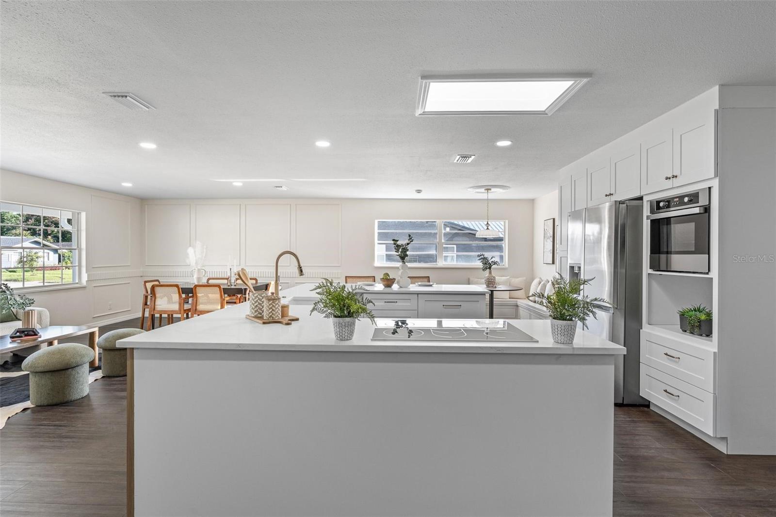 Image 11 of 49 For 812 Arlington Boulevard