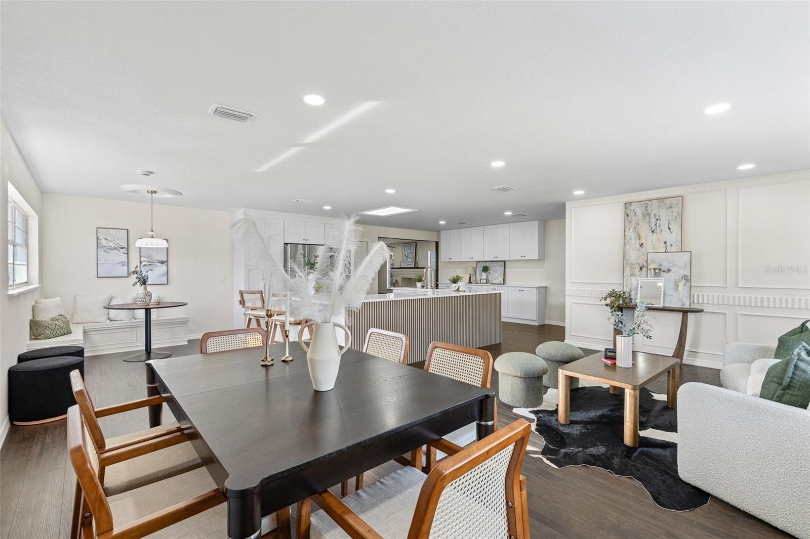 Image 16 of 49 For 812 Arlington Boulevard