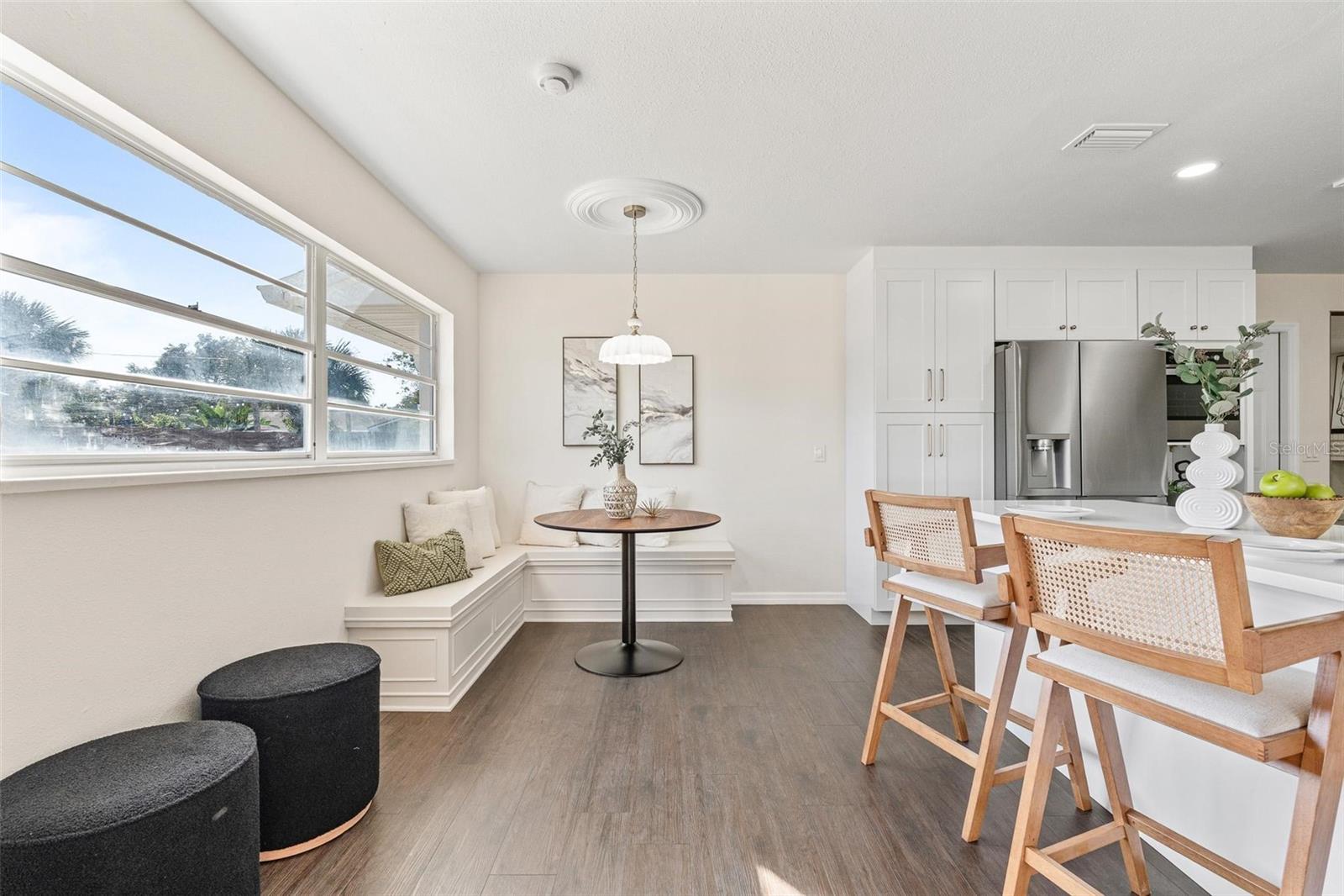 Image 18 of 49 For 812 Arlington Boulevard