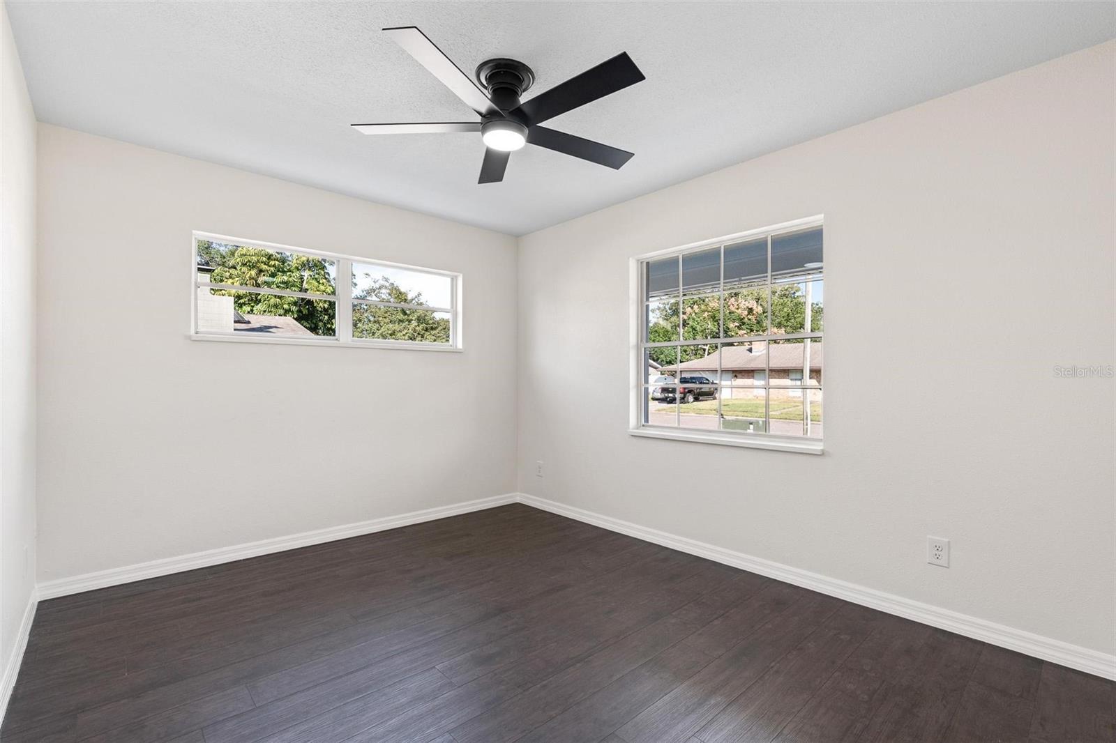 Image 27 of 49 For 812 Arlington Boulevard